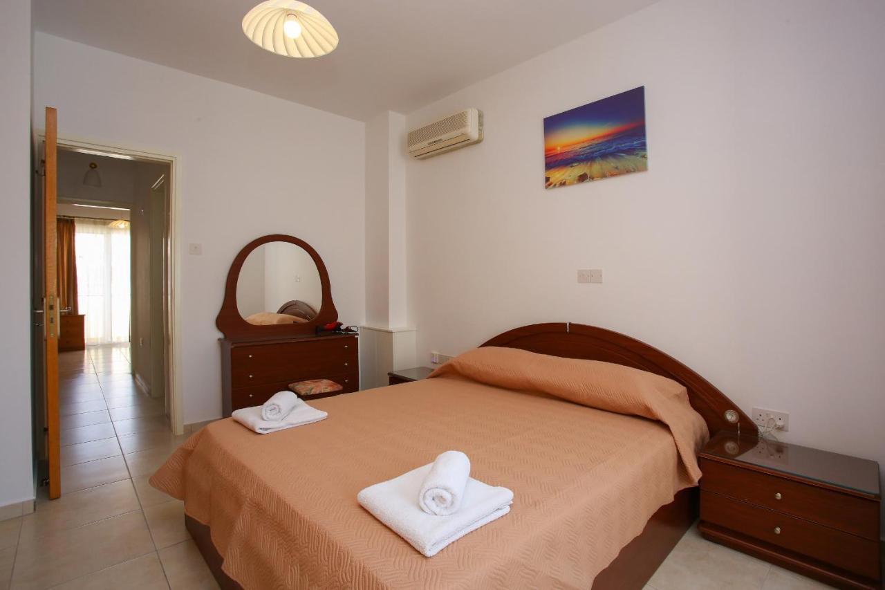 Star House Paphos Exterior foto